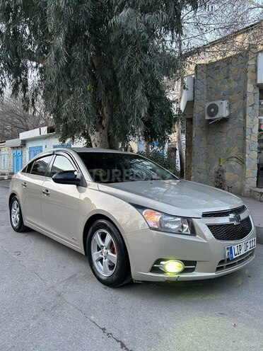 Chevrolet Cruze 2011, 294,424 km - 1.4 l - Mingəçevir