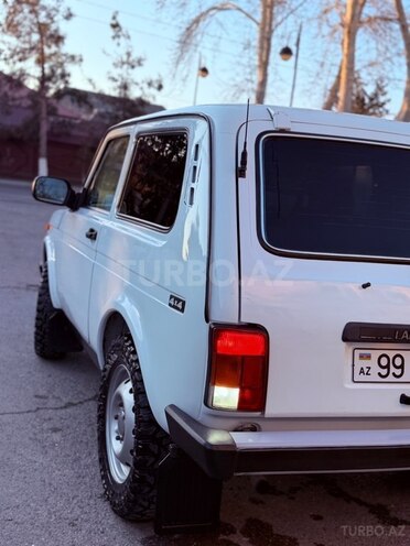 LADA (VAZ) Niva 2010, 215,000 km - 1.7 l - Göyçay