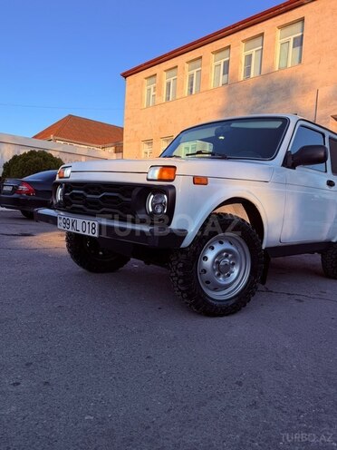 LADA (VAZ) Niva 2010, 215,000 km - 1.7 l - Göyçay