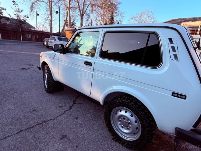 LADA (VAZ) Niva 2010, 215,000 km - 1.7 l - Göyçay