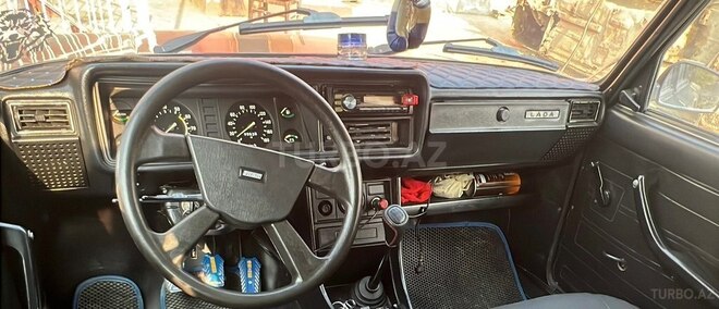 LADA (VAZ) 2107 2003, 39,000 km - 1.6 l - Saatlı