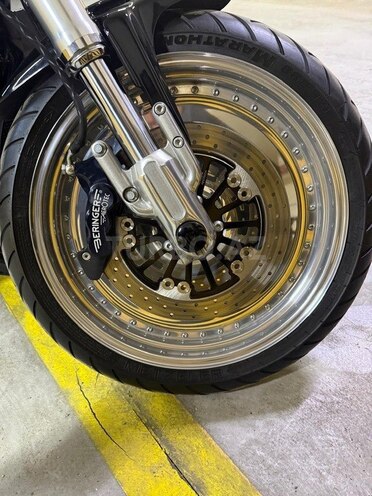 Harley-Davidson V Rod Muscle-5