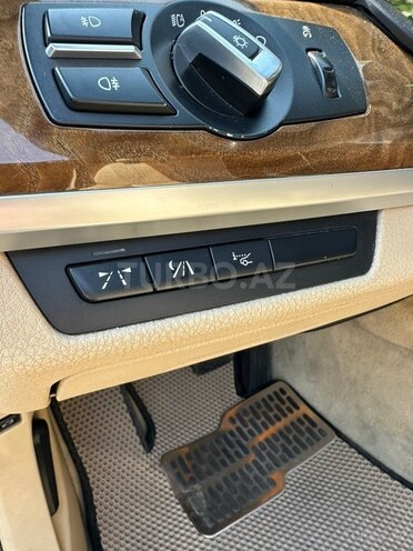 BMW 750-10