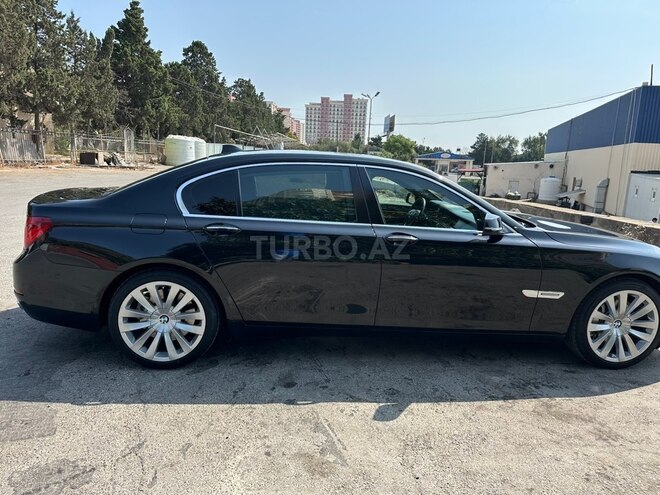BMW 750-8