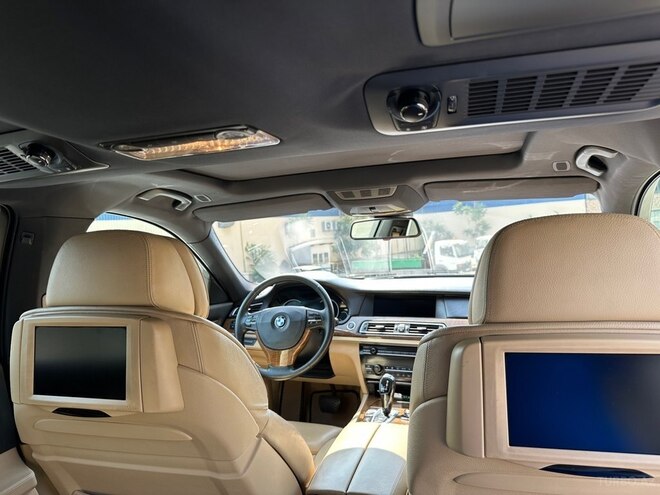BMW 750-15