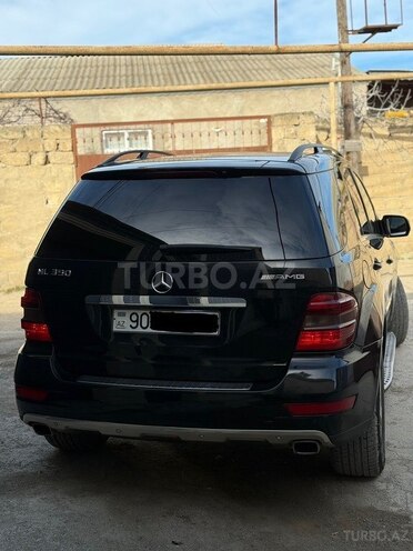 Mercedes ML 350 4MATIC-7