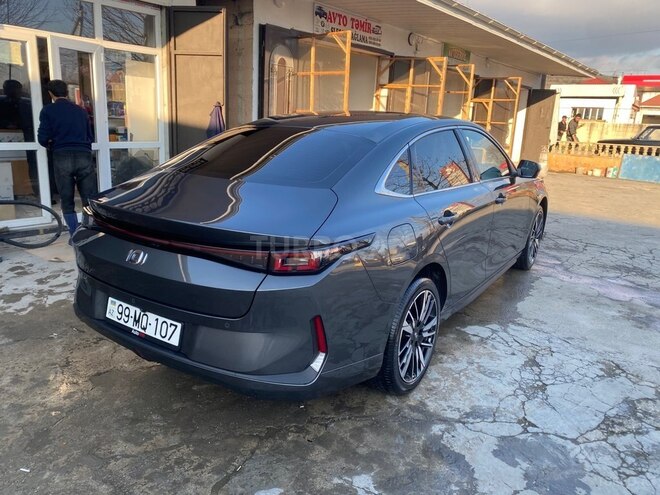 Changan Qiyuan A05 2025, 9,000 km - 1.5 l - Ağsu