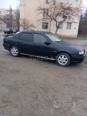 Opel Vectra 1992, 250,000 km - 1.6 l - Sumqayıt