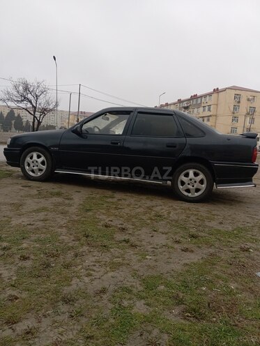 Opel Vectra 1992, 250,000 km - 1.6 l - Sumqayıt