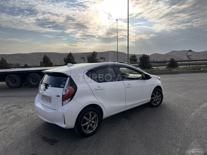 Toyota Aqua 2019, 155,000 km - 1.5 l - Bakı