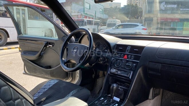 Mercedes C 200-12