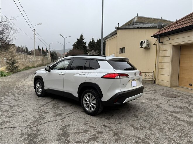 Toyota Corolla Cross 2024, 32,568 km - 2.0 l - Bakı