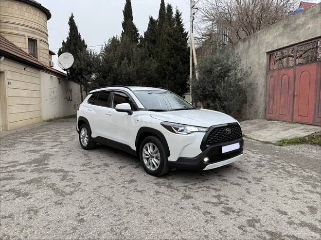Toyota Corolla Cross 2024, 32,568 km - 2.0 l - Bakı