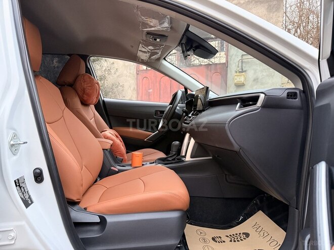 Toyota Corolla Cross 2024, 32,568 km - 2.0 l - Bakı