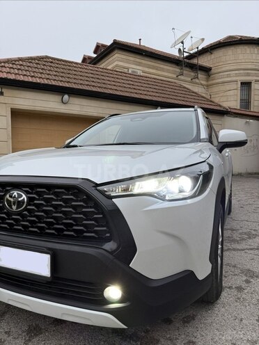 Toyota Corolla Cross 2024, 32,568 km - 2.0 l - Bakı