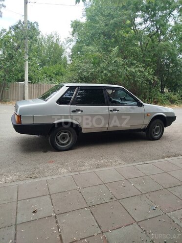 LADA (VAZ) 21099-10