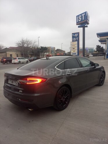 Ford Fusion (North America)-4