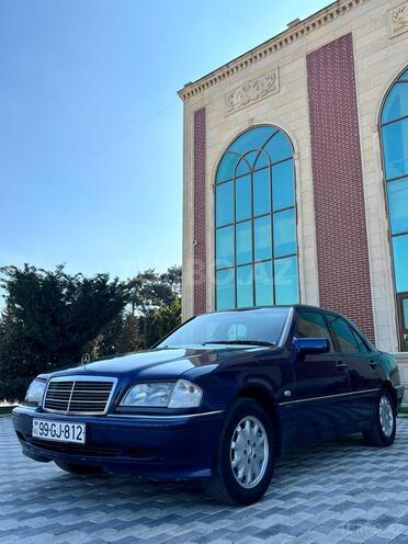 Mercedes C 200 2000, 254,000 km - 2.0 l - Ağcabədi
