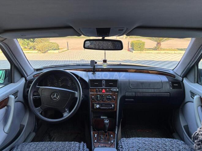 Mercedes C 200 2000, 254,000 km - 2.0 l - Ağcabədi
