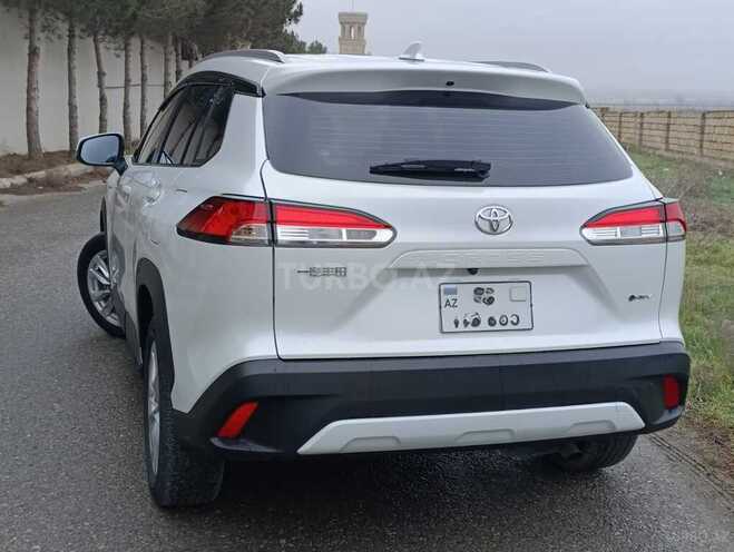 Toyota Corolla Cross 2024, 33,000 km - 2.0 л - Bakı