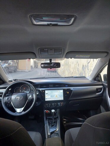 Toyota Corolla-6