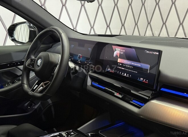 BMW 530e-10
