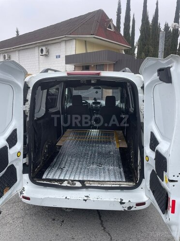 Ford Tourneo Connect 2014, 301,000 km - 1.0 l - Zaqatala