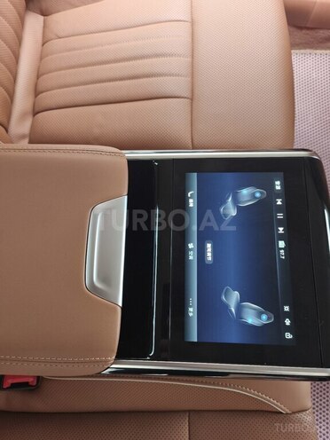 Hongqi  2023, 27,500 km - 3.0 l - Bakı