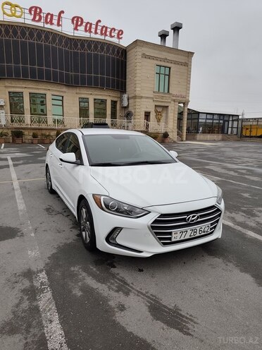 Hyundai Elantra 2018, 212,433 km - 2.0 л - Bakı
