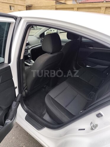 Hyundai Elantra 2018, 212,433 km - 2.0 л - Bakı