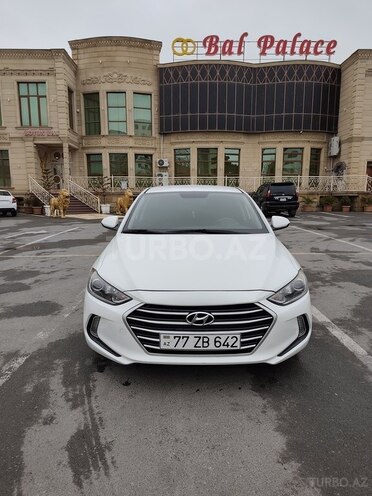 Hyundai Elantra 2018, 212,433 km - 2.0 л - Bakı