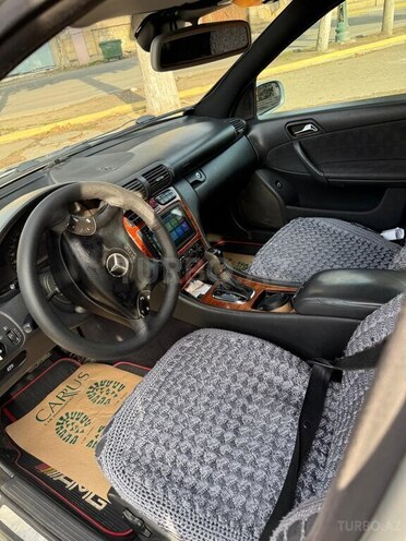 Mercedes C 200 2002, 589,847 km - 2.2 l - Bakı