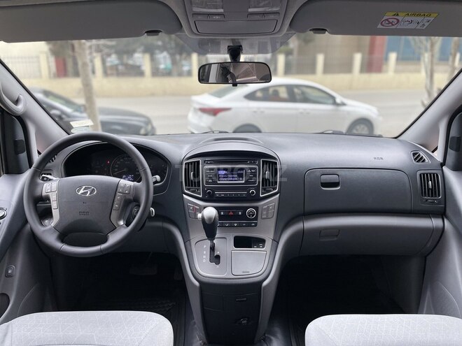 Hyundai H-1 2020, 135,000 km - 2.5 л - Bakı