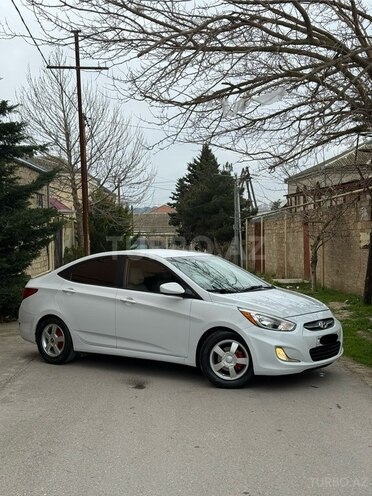 Hyundai Accent 2017, 180,247 km - 1.6 l - Bakı