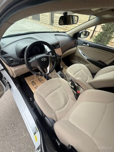 Hyundai Accent 2017, 180,247 km - 1.6 l - Bakı