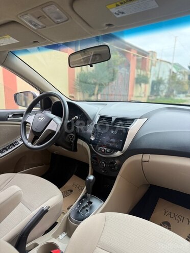 Hyundai Accent 2017, 180,247 km - 1.6 l - Bakı