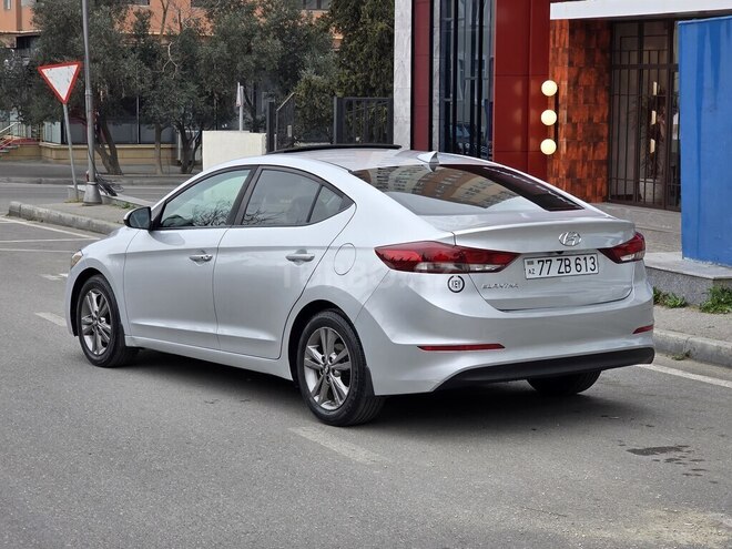 Hyundai Elantra 2018, 136,000 km - 2.0 l - Bakı