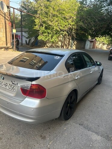 BMW 318-4