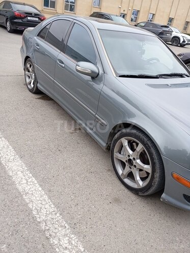 Mercedes C 230 2006, 326,000 km - 2.3 l - Bakı