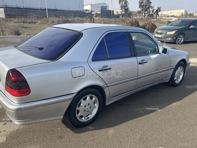 Mercedes C 240 1999, 213,000 km - 2.4 l - Bakı