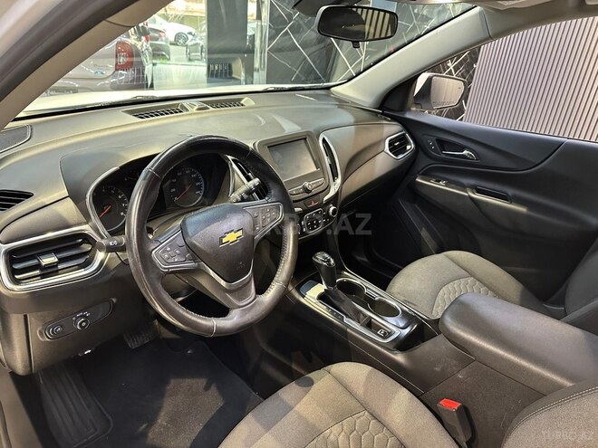 Chevrolet Equinox-7