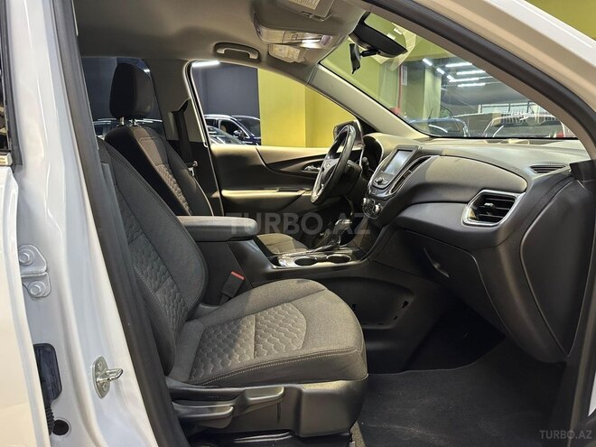 Chevrolet Equinox-13