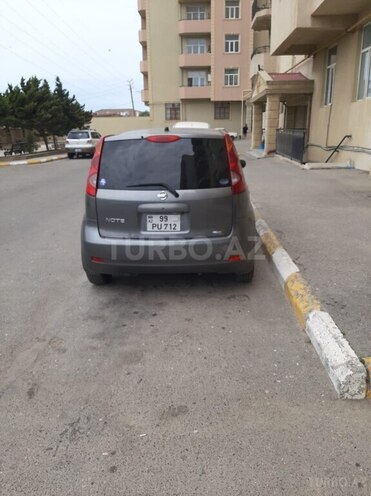 Nissan Note-2