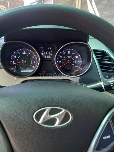Hyundai Elantra 2015, 253,819 km - 1.8 l - Bakı