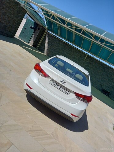 Hyundai Elantra 2015, 253,819 km - 1.8 l - Bakı