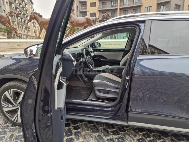 Volkswagen ID.6 Crozz 2022, 52,000 km - 0.0 л - Bakı