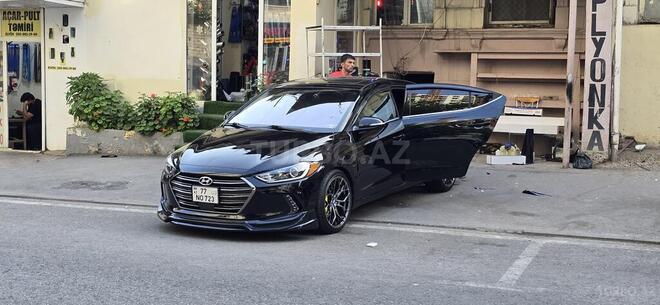 Hyundai Elantra 2018, 127,000 km - 2.0 л - Bakı