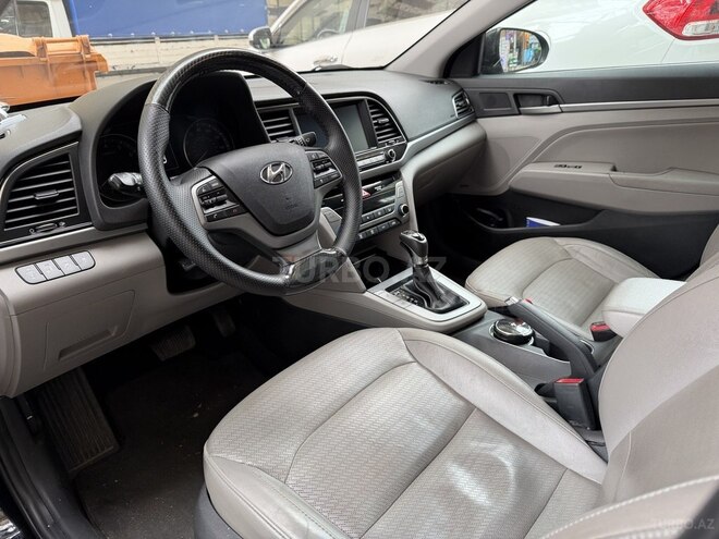 Hyundai Elantra 2018, 127,000 km - 2.0 л - Bakı