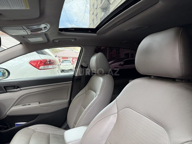 Hyundai Elantra 2018, 127,000 km - 2.0 л - Bakı
