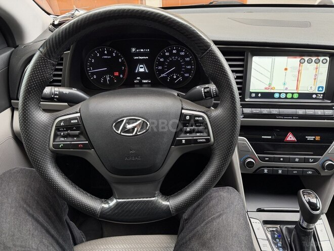 Hyundai Elantra 2018, 127,000 km - 2.0 л - Bakı